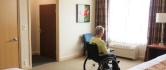 Номера для людей с ограниченными возможностями: доступность и услуги