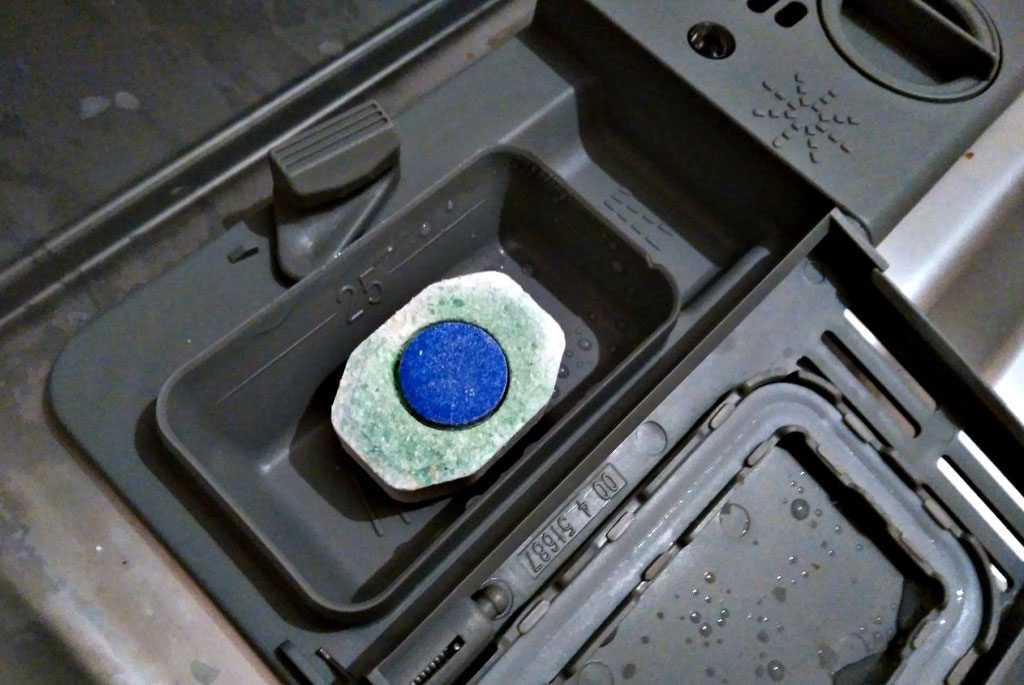 Finish quantum для защиты и блеска посудомоечной машины